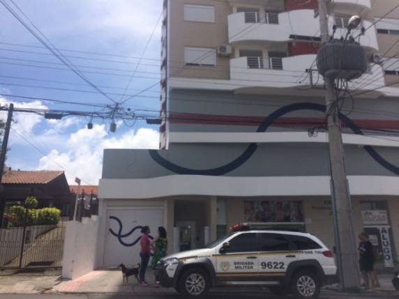 Jovem de Três de Maio é morta a facadas após briga em Santa Maria - foto 2