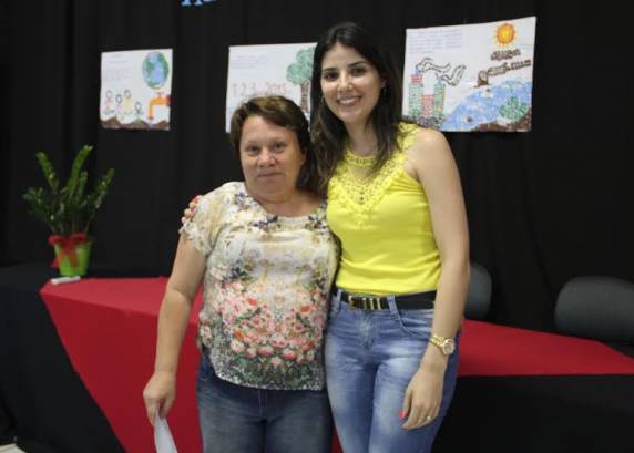 Merendeiras das escolas municipais participam de concurso de receitas saudáveis - foto 2