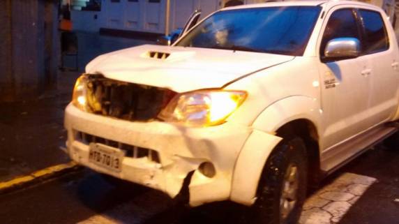 Acidente ao amanhecer no centro de Passo Fundo - foto 2