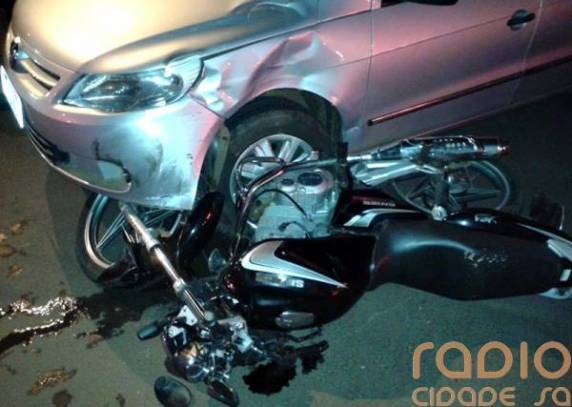 Motociclista fica ferido em colisão registrada na rótula da Av. Ipiranga com Getúlio Vargas, em Santo Ângelo - foto 2