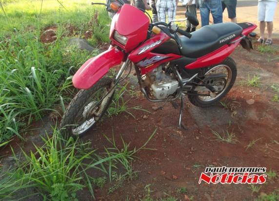 Carona de motocicleta fica ferido em acidente no trevo da Pica-Pau em Três de 

Maio - foto 3