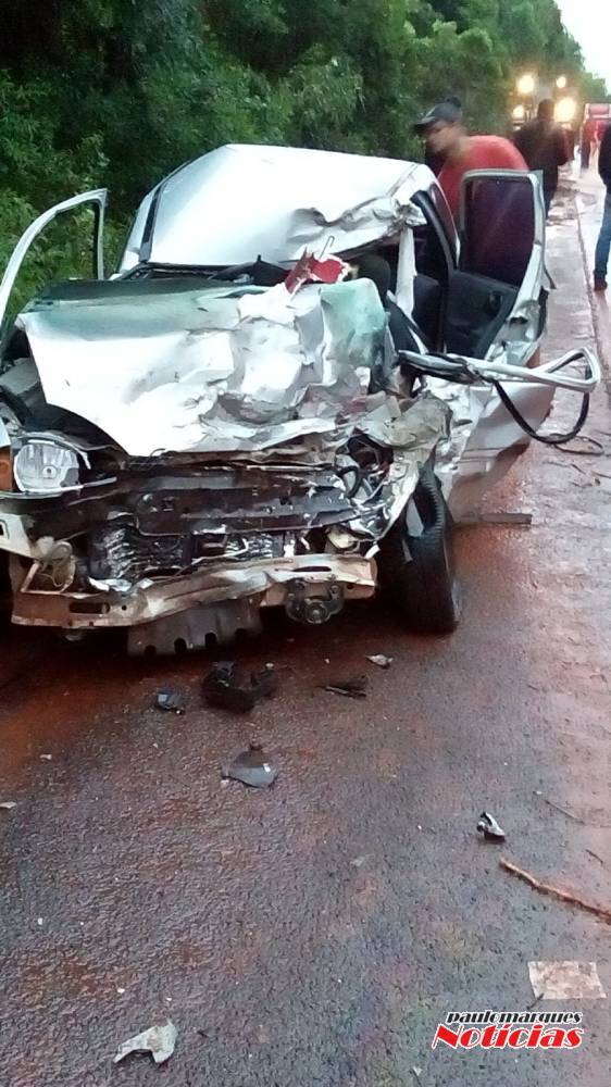 Motorista é internado em estado grave vítima de um acidente de trânsito na
ERS-344, em Santa Rosa - foto 2