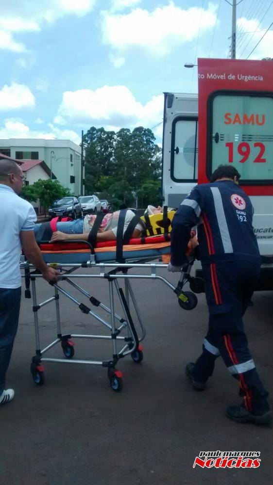 Casal de motoqueiros ficaram feridos em acidente no centro de Ijuí - foto 5