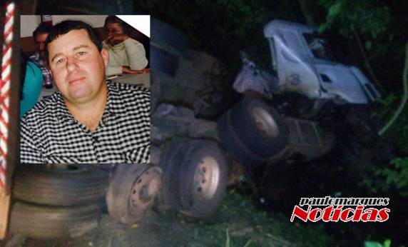 Motorista morreu prensado as ferragens do caminhão