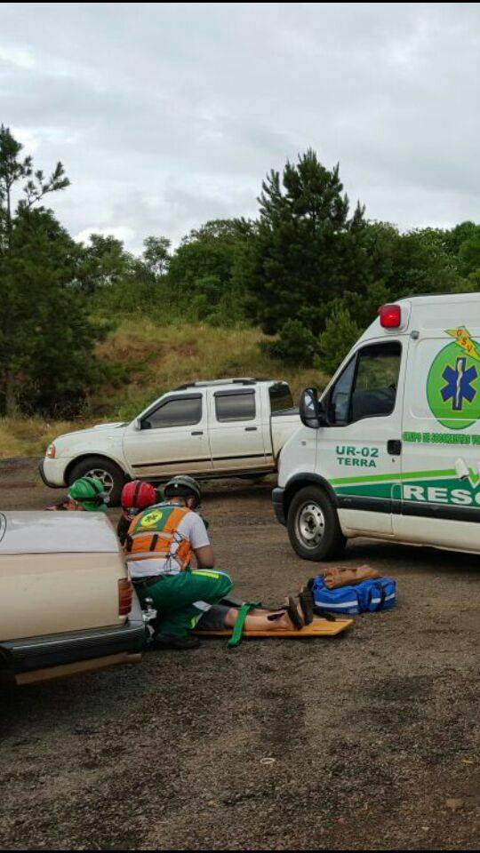 Quatro pessoas ficaram feridas na BR 386 - foto 2