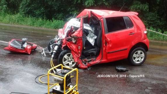 Duas pessoas morrem em acidente em Ibirubá - foto 3
