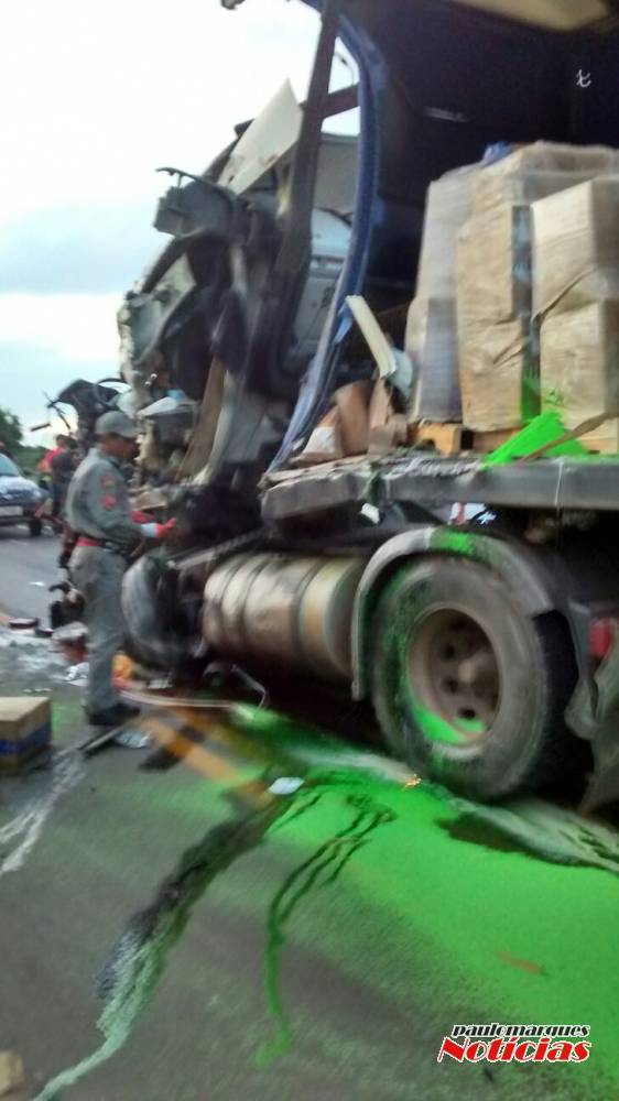 Colisão frontal envolve duas carretas na BR 285 em Bozano; VEJA VÍDEO - foto 5