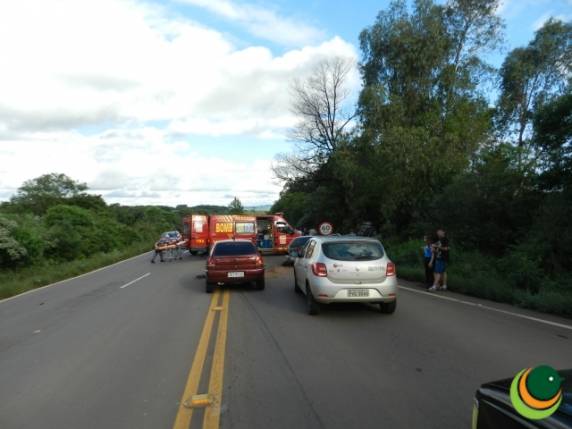 Mulher teve a perna amputada
depois de um grave acidente na ERS-324 - foto 7