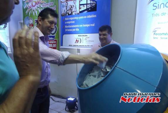 Realizado sorteio final do Promocional Três de Maio é Show de 2015; Veja vídeo - foto 3