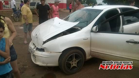 Acidente aconteceu na manhã desta 

sexta-feira
