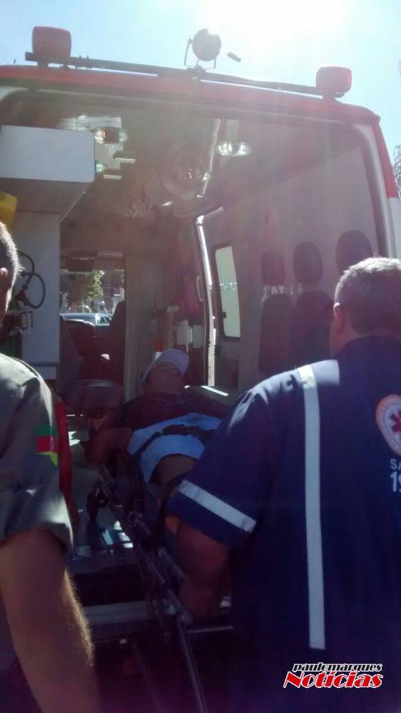 Jovem teve ferimentos leves depois de bater com
veículo em poste em Ijuí; VEJA VÍDEO - foto 5