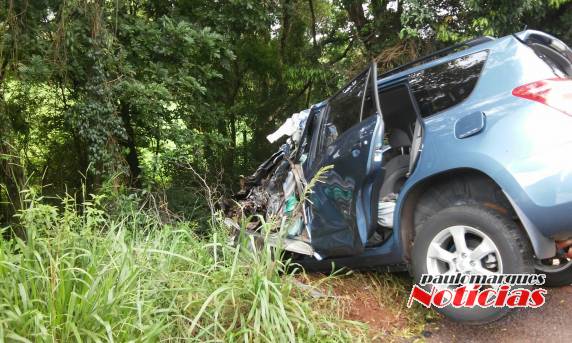 Colisão envolvendo um caminhão e um carro argentino aconteceu em Ijuí