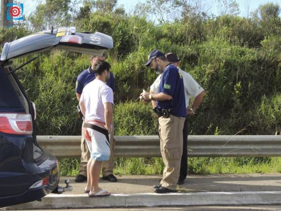Argentinos sofrem acidente na BR 285 em Passo Fundo - foto 3