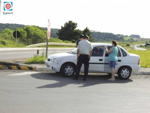 Argentinos sofrem acidente na BR 285 em Passo Fundo - foto 2