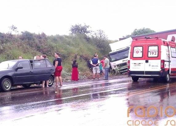 Duas pessoas morreram em acidente que envolveu veículos de Horizontina e Passo Fundo - foto 3