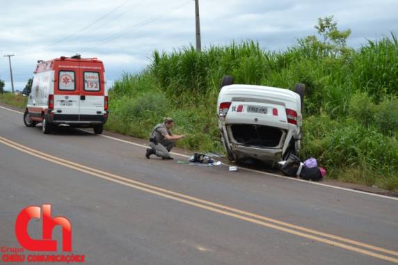 Condutora trafegava 

no sentido Palmtinho para Vista Alegre quando ocorreu o acidente