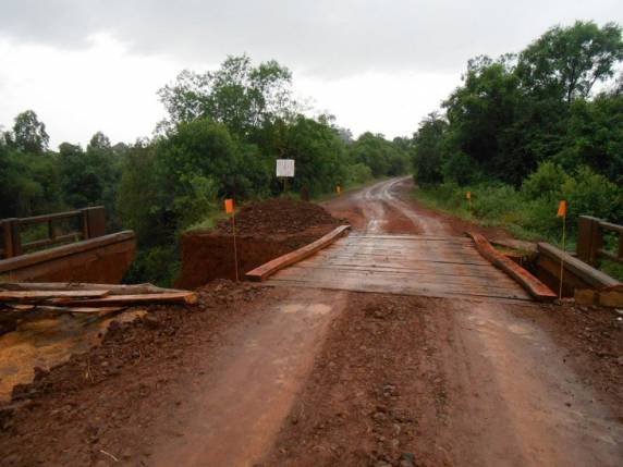 Parte do local havia desabado devido a força da água