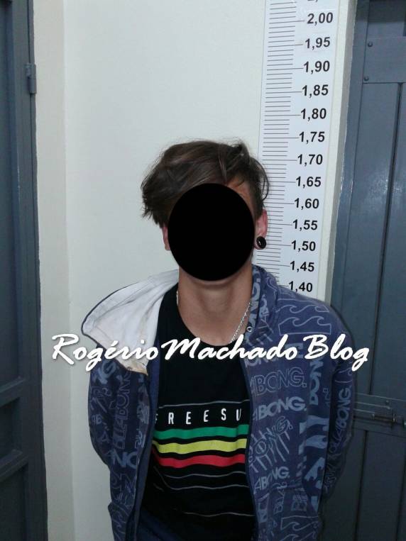 Ladrões 

assaltam posto de combustíveis com arma de brinquedo, em Rondinha - foto 3