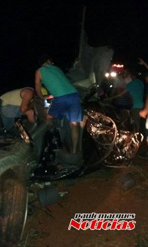 Acidente deixa jovem preso as ferragens de veículo por cerca 2h, em Tuparendi - foto 2