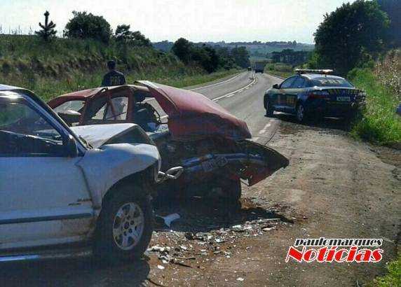 Colisão frontal na BR 392 em Roque Gonzales, deixa motorista lesionado - foto 2