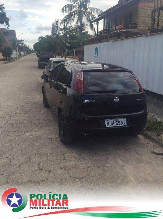 Polícia Militar de Bombinhas cm ajuda de
moradores prende quadrilha de traficantes - foto 7