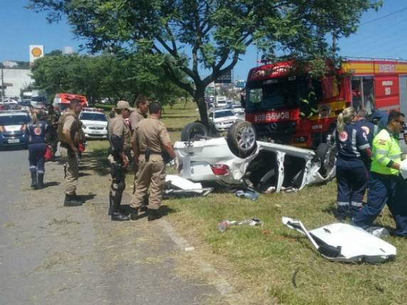 Acidente ocorreu na Via Expressa, a BR-282, em 

Florianópolis