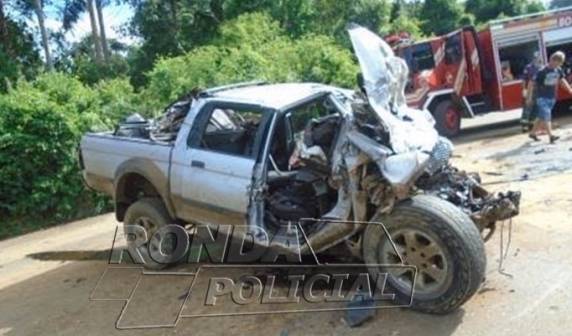 Ônibus com placas de Santa Rosa se envolve em acidente com duas
mortes no Oeste de SC - foto 2