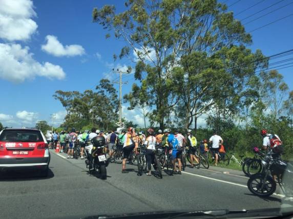 Ciclistas homenagearam Roger Bitencourt atropelado em 27 de janeiro