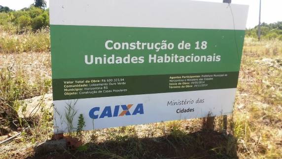Beneficiados do Minha Casa Minha Vida ocupam casas semiprontas em Horizontina - foto 4