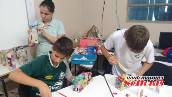 As caixinhas estão expostas nos estabelecimentos comerciais até o mês de fevreiro