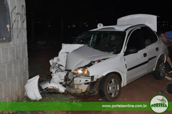 Carro colide em pórtico localizado na RSC-472 em Tenente Portela - foto 2