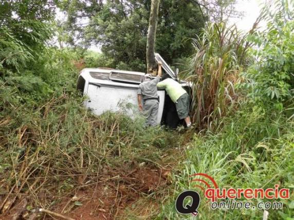 Saída de pista
é registrada na ERS-155 em Santo Augusto - foto 3