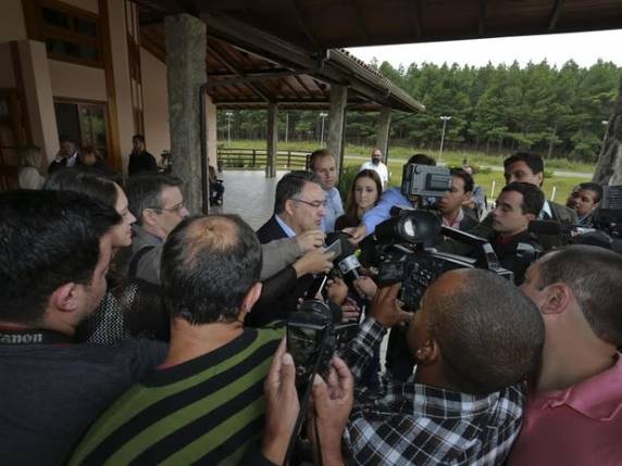 Governador reafirmou que não vai subir impostos nem parcelar salários