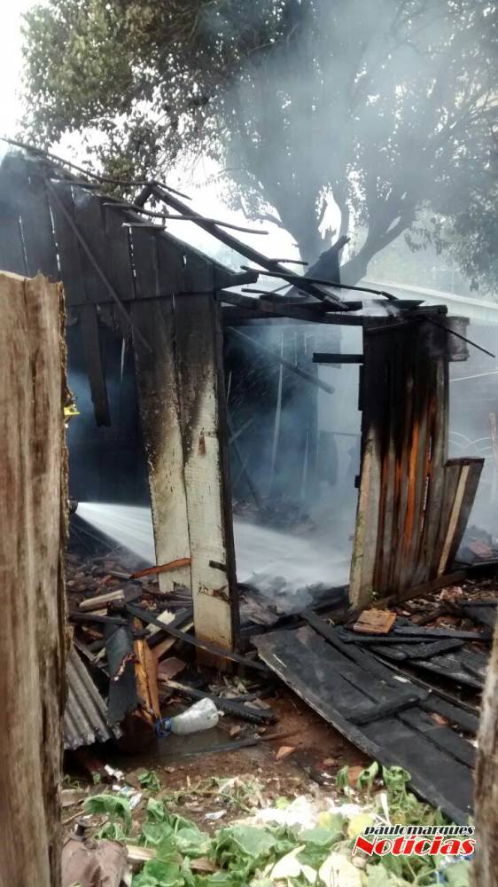 Casa é consumida pelo fogo em Ijuí; VEJA VÍDEO - foto 2
