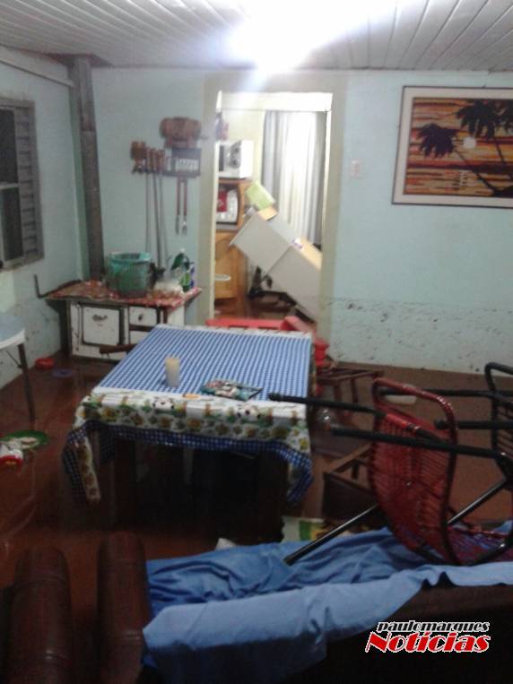 Casas alagadas no bairro
São Francisco em Três de Maio - foto 5