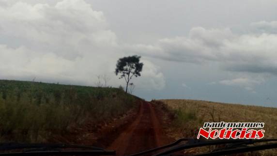 Estrada no interior de Horizontina é um tormento para uma família em dias de chuvas - foto 3