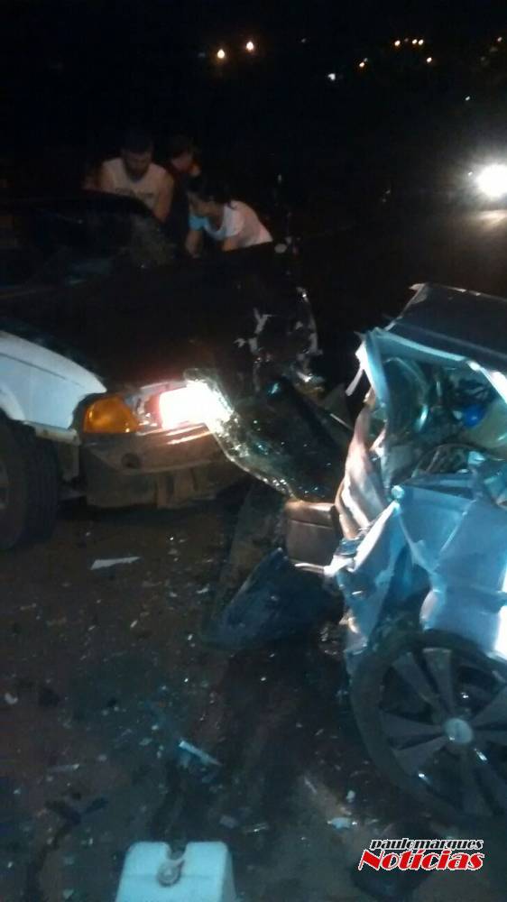 Grave acidente envolve dois veículos no bairro Tancredo Neves em Ijuí; VEJA VÍDEO - foto 5