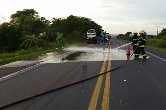 Motociclista morre após acidente na BR-471 - foto 5