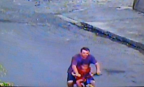 Encontrada criança de
seis anos que havia sido raptada em Capão da Canoa - foto 3