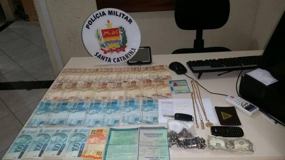 Traficante é preso nesta segunda-feira em balneário Camboriú, SC - foto 2