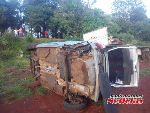 Condutor estava sozinho no veículo 

que colidiu de frente com outro automóvel