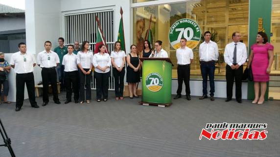 Solenidade ocorreu na noite desta sexta-feira