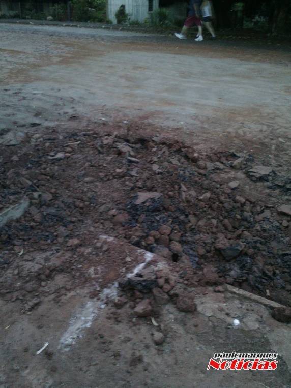 Moradores da rua Buricá reclamam de sujeira que é deixada na via - foto 3