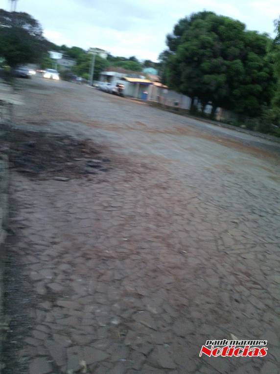 Moradores da rua Buricá reclamam de sujeira que é deixada na via - foto 4