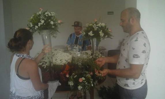 Incêndio na SER Cisne não
interrompe o sonho de um casamento marcado para o local - foto 2