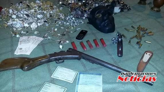 PRF prende em Lajeado quadrilha
que assaltou relojoaria em Roque Gonzalez - foto 3