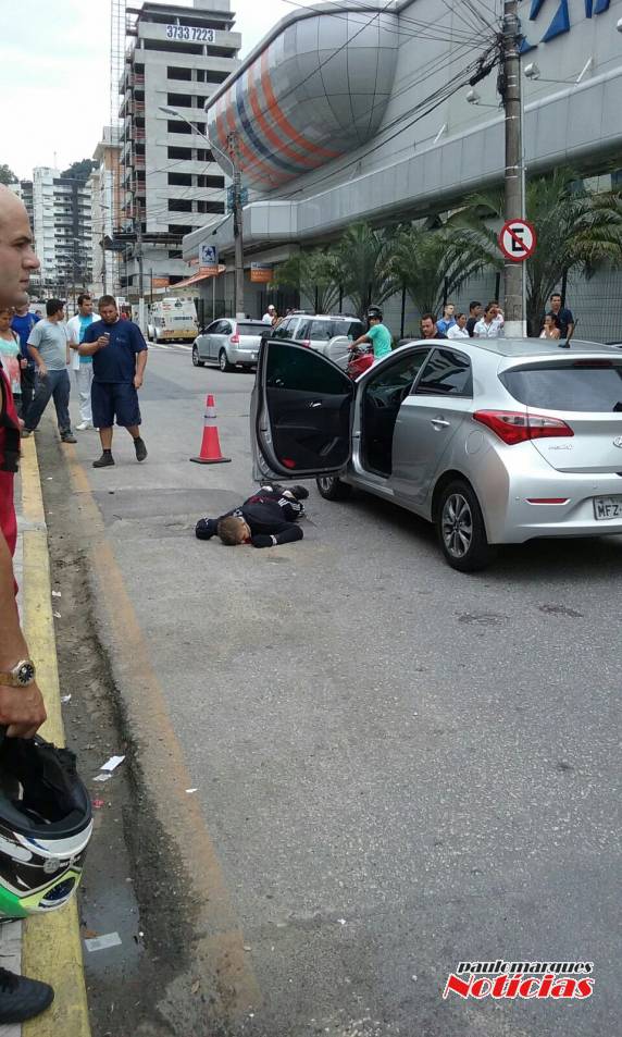 Um morre e dois são baleados em assalto na Beira-mar em Florianópolis - foto 2