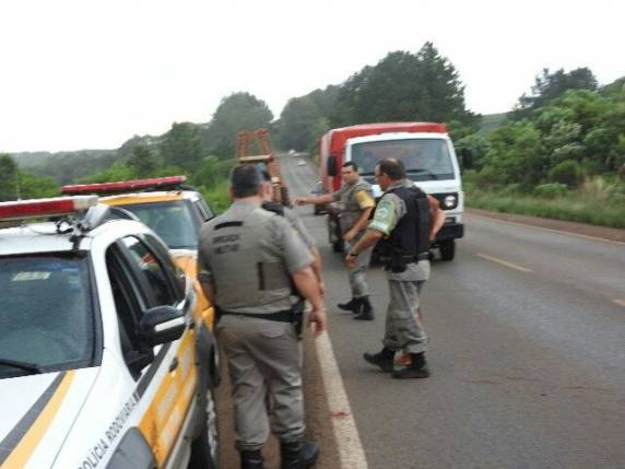 Ação 

rápida do 3º Batalhão Ambiental e do 3º RPOM prende assaltante em Tio Hugo - foto 2