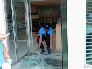 Duas mulheres são feitas reféns em assalto a banco no Norte do RS - foto 4