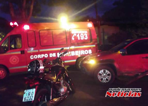 Veículos colidiram na Av. Santa Rosa